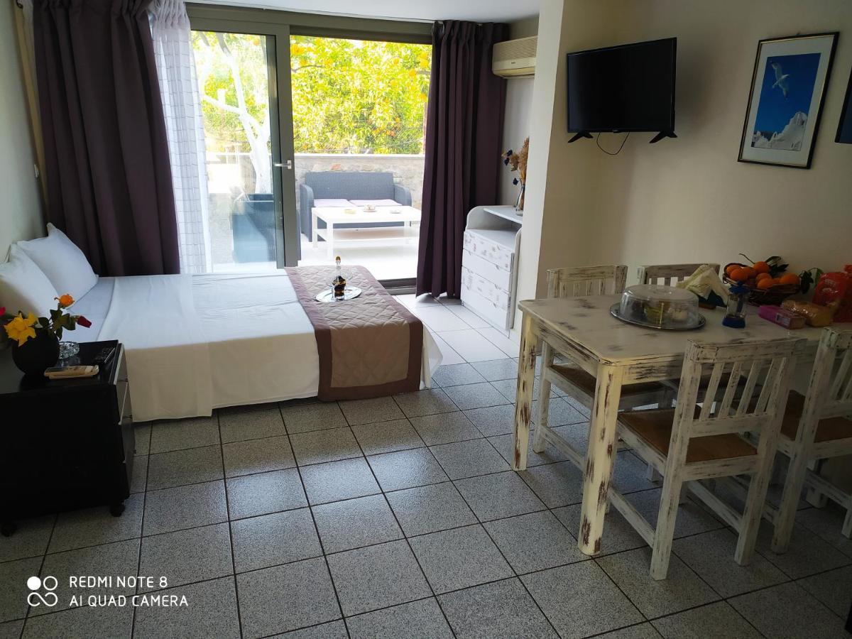 Sea Waves Apartments Néa Epídavros Eksteriør bilde