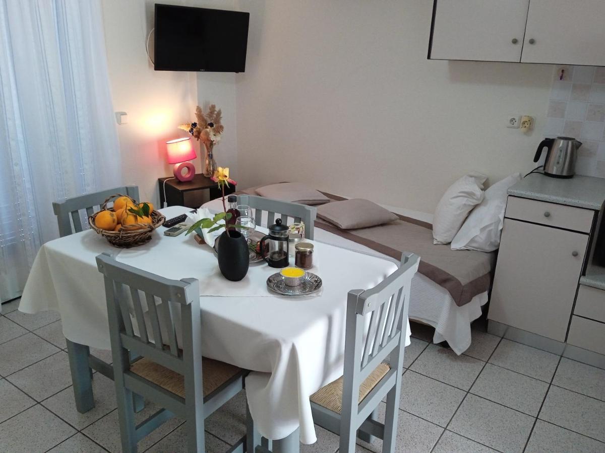 Sea Waves Apartments Néa Epídavros Eksteriør bilde